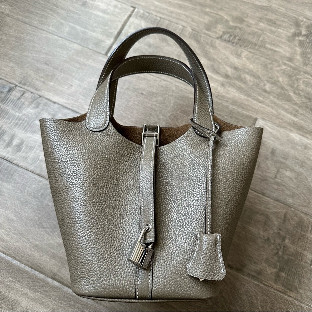 Genuine Leather Soft Mini Tote Bucket Bags with Lock Comes with Organizer